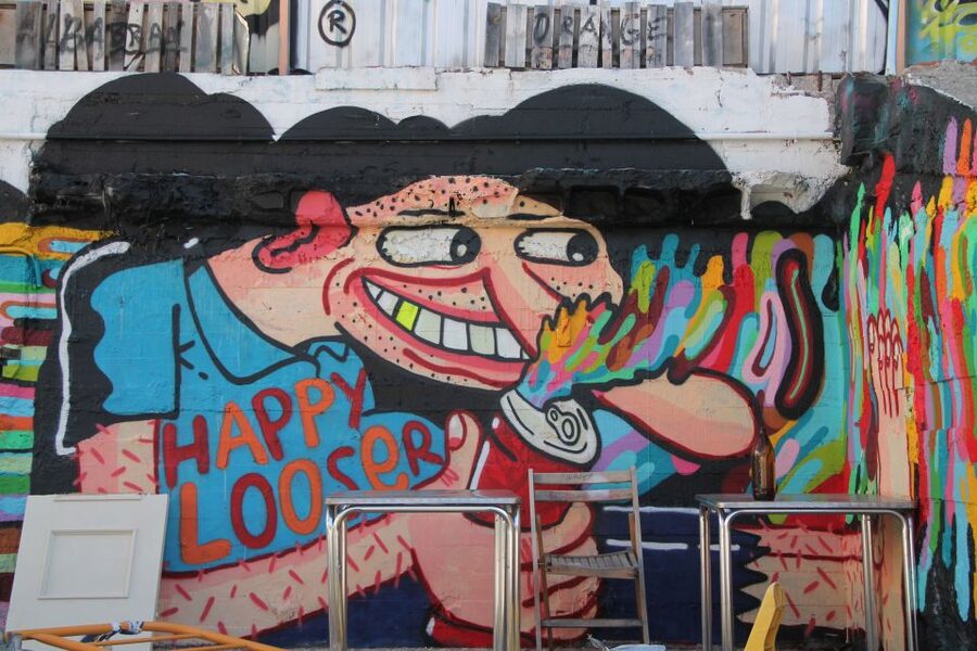 Madrid: Street Art Tour with Local Graffiti Hunter - Free workshops you can spot after the walk