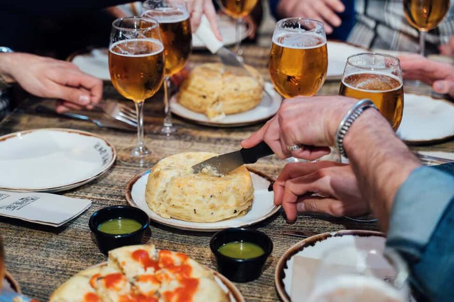 Madrid: Tapas Food Tour with Drinks and Food - What you’ll sip in Madrid: vermouth, wine, and tinto de verano