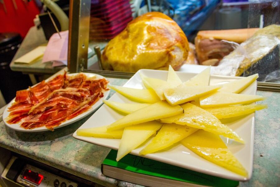 Madrid: Tapas & Wine Tasting Tour with Local Guide - What you’ll eat: at least 12 tapas, chosen bar by bar