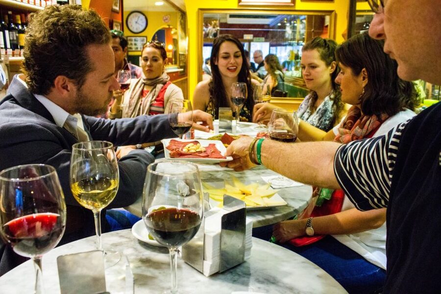 Madrid: Tapas & Wine Tasting Tour with Local Guide - Las Letras Quarter: where the food meets the stories