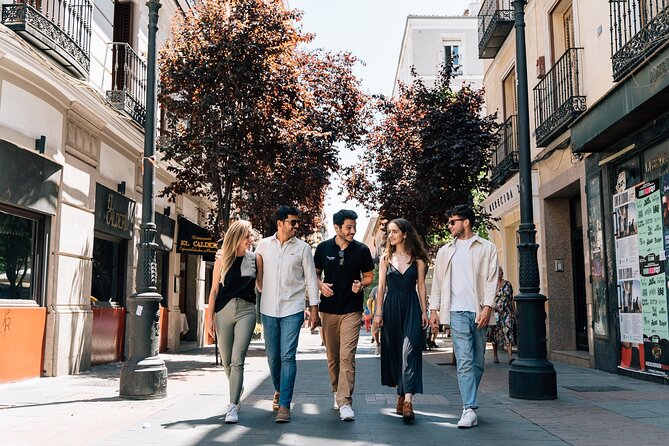 Madrid Tapas & Wine Tour with Rooftop Views and Local Guide - Stop 3: Calle de las Huertas and Carrilleras Comfort Food