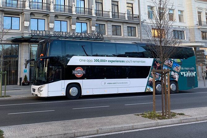 Madrid to Avila & Segovia: Full-Day Highlights Tour - The bus, the headphones, and how the day really feels