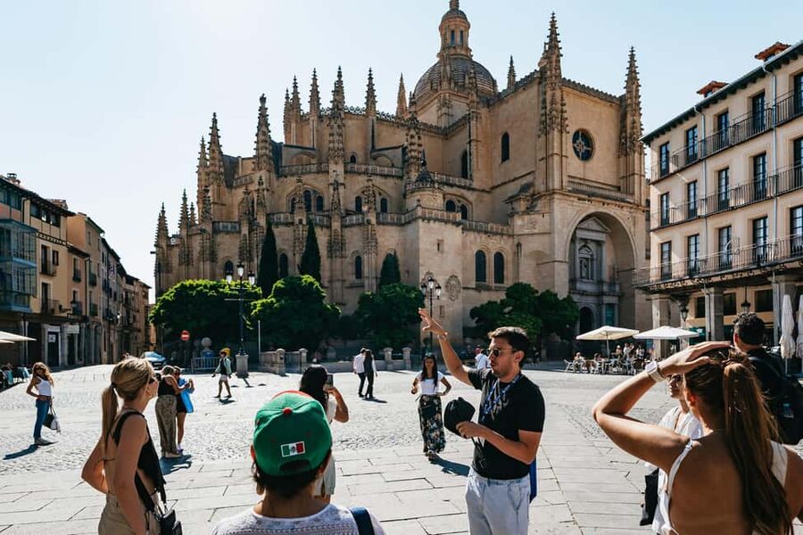 Madrid: Toledo & Segovia Full Day Guided Tour with Alcázar - Key highlights worth knowing