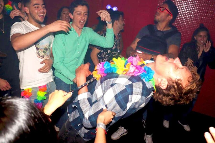 Madrid: Top Pub-Crawl with Drinks and Nightclub Entry - Nightlife with structure, but still room to be yourself