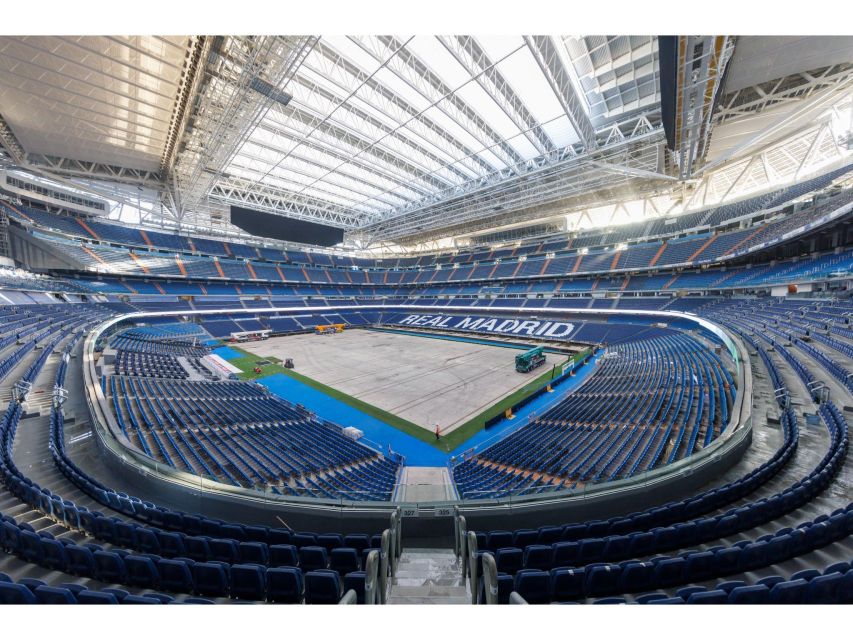 Madrid: Tour Bernabéu Entry Ticket - Pro Photo Option and the Official Store, Where Extra Spending Is Easy