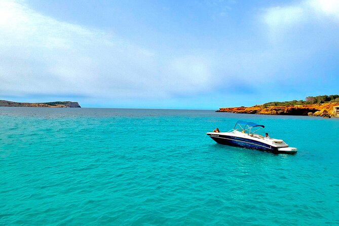 MagiCharter: Private charter motorboat sunset in Ibiza - Meeting point, getting there, and what to prep