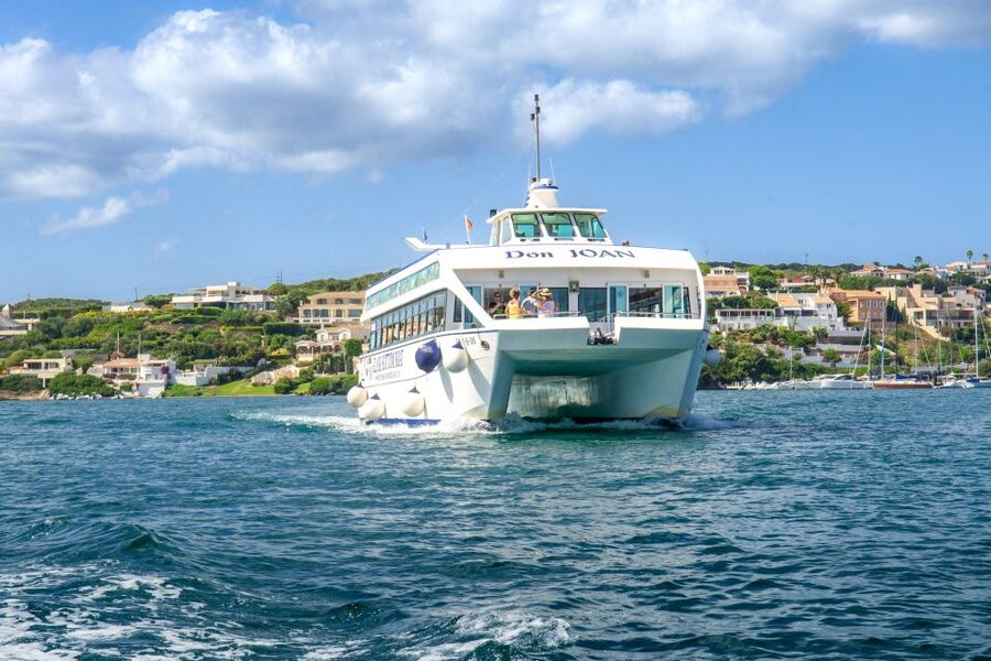 Mahon: Harbor Boat Tour with Underwater Viewing & Commentary - What You’ll Actually Notice On Board (Beyond the Facts)