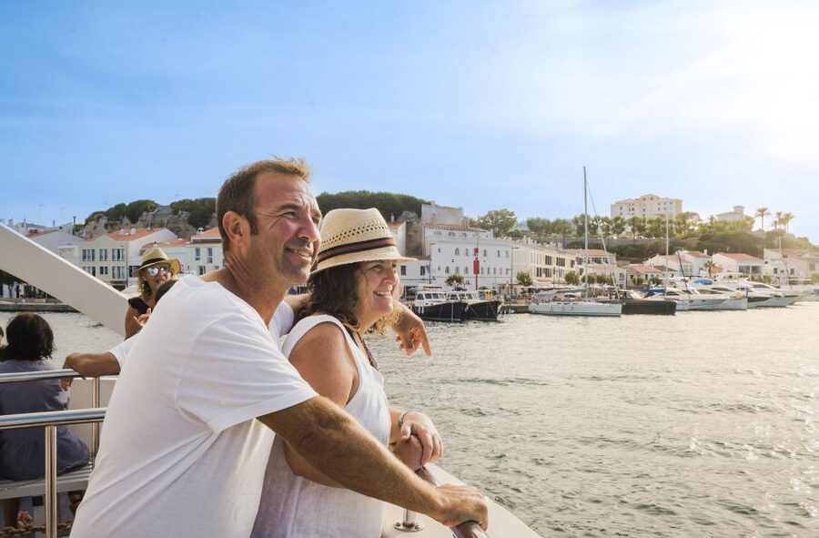 Mahon: Harbor Boat Tour with Underwater Viewing & Commentary - Out Past Lazareto and Toward the Harbor’s Defenses