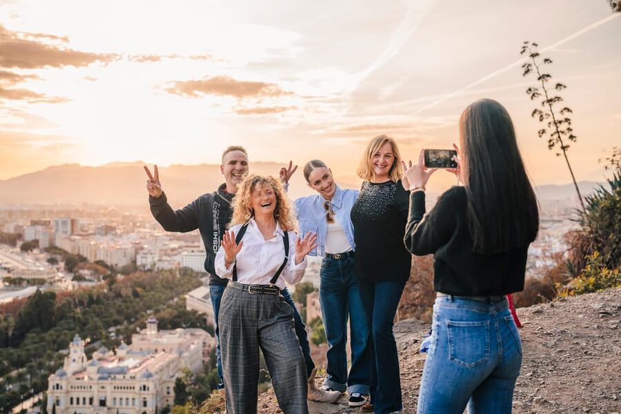 Málaga 2-Hour TukTuki Tour: Private Experience - Malagueta to Pedregalejo: sea air, beach life, and easy photo moments