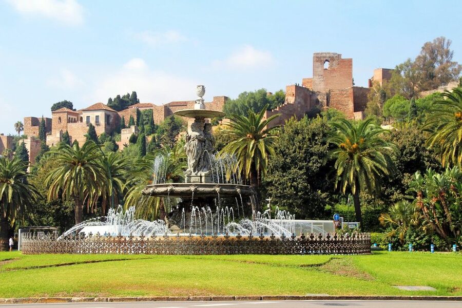 Málaga: 3-Hour Complete Walking Tour with Tickets - Alcazaba of Malaga: the 11th-century fort with real views