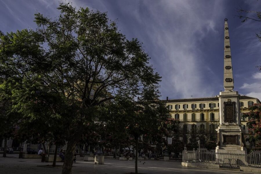Málaga: 3-Hour Complete Walking Tour with Tickets - Who should book this Malaga walking tour