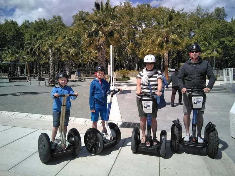 Malaga: Gibralfaro Castle, Bullring and Port Segway Tour - Centre Pompidou Malaga Stop: Photos and a Smart Break