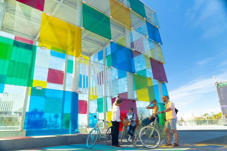 Málaga: Highlights, Hidden Gems and Coast Vintage Bike Tour - Plaza de la Merced: The Quick Start That Gets You Oriented