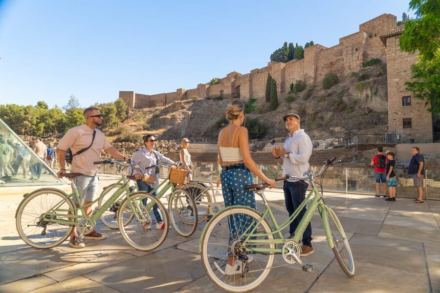 Málaga: Highlights, Hidden Gems and Coast Vintage Bike Tour - From Pl. de Montaño to Bike Fitting, You Start in the Right Place