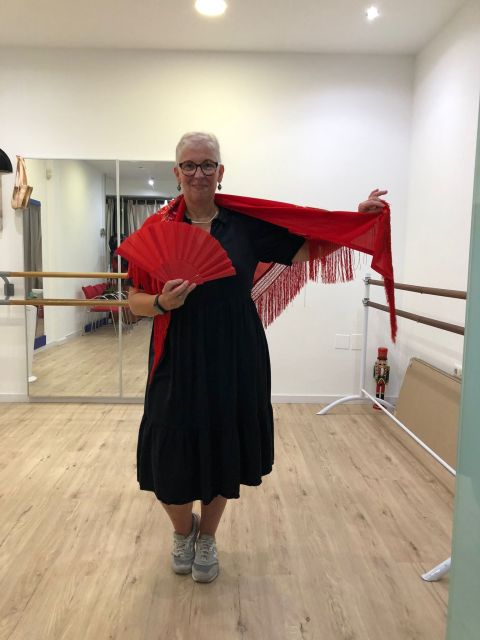 Málaga: Learn to dance flamenco rumba in 45 minutes - Practical Tips to Show Up Ready