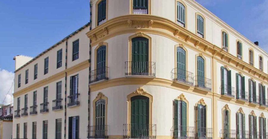 Málaga: Picasso Birthplace Museum Ticket & City Audio Guide - What you’ll see inside: family artifacts, sketches, and baby-life details