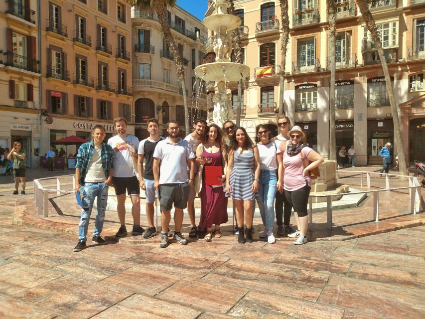 Málaga: Private Sightseeing Treasure Hunt - Should you book this Málaga treasure hunt?