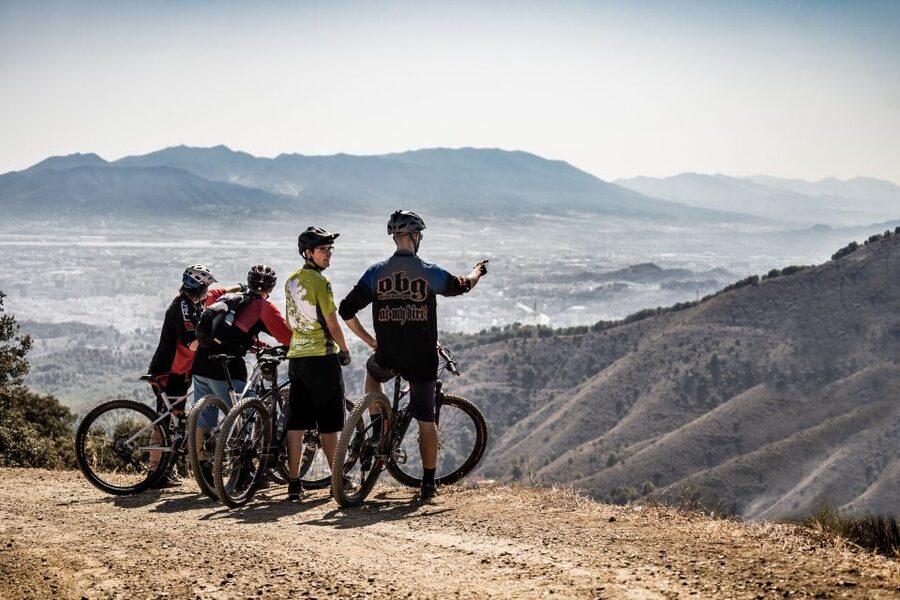 Málaga: Scenic Easy 3-Hour E-Bike Tour in Montes de Málaga - Why Montes de Málaga on an E-Bike Feels Like a Cheat Code