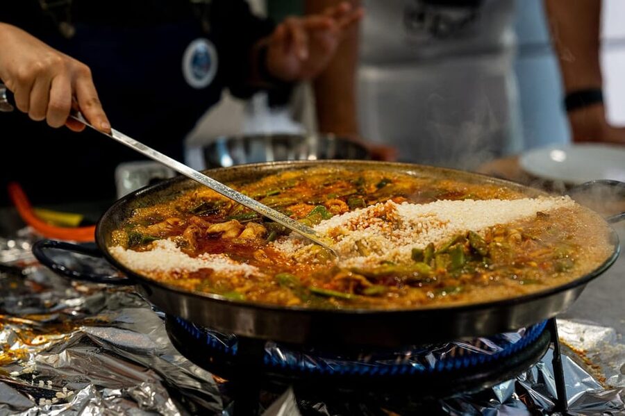 Málaga: Spanish Cooking Workshop with Paella and Sangria - Sangria: the drink lesson that actually complements the meal