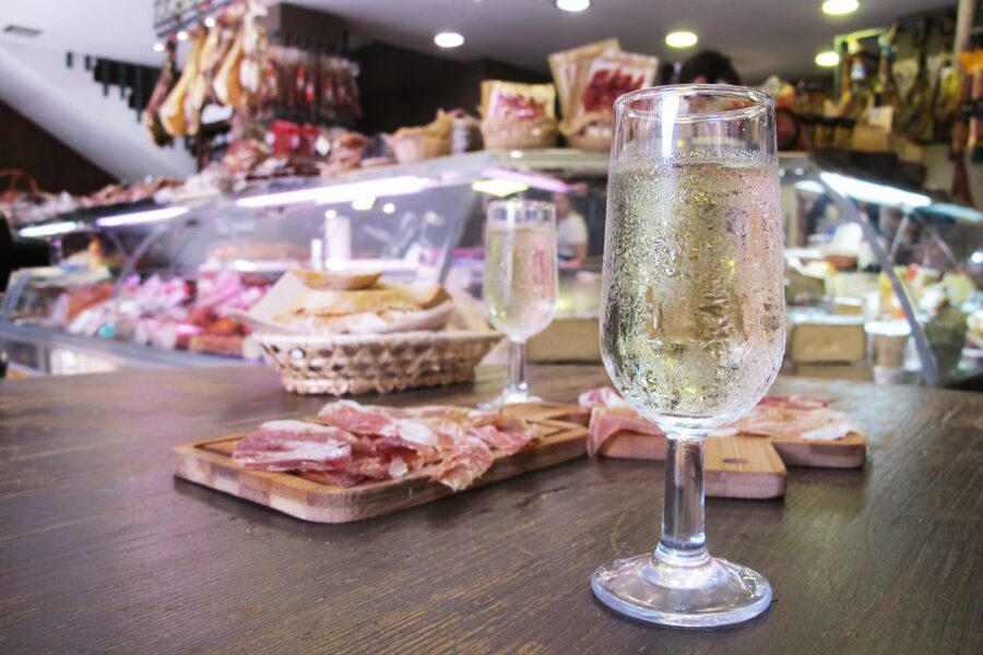 Malaga: Tapas Tasting Tour - The Market Hour: What You Should Watch for at Mercado Central de Atarazanas
