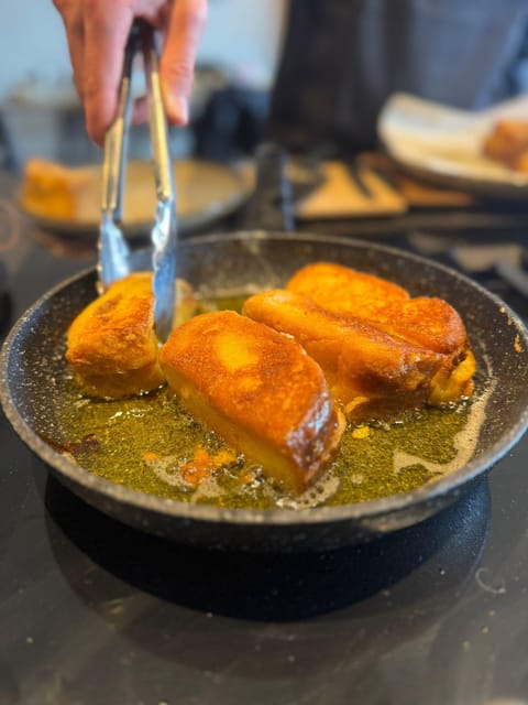 Malaga: The Ultimate Tapas Workshop with Market Visit - Location details that help you arrive without stress