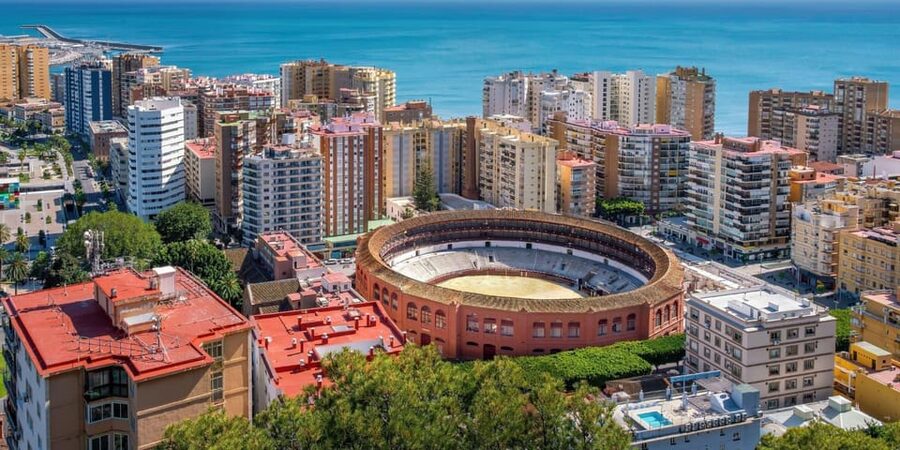 Malaga: Tour of Malagueta Bullring & Immersive Exhibition - Pacing, crowds, and what to watch for inside the bullring
