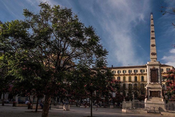 Malaga Tour with Cathedral, Alcazaba and Roman Theatre - Alcazaba Fortress: From al-Andalus to the Catholic Monarchs