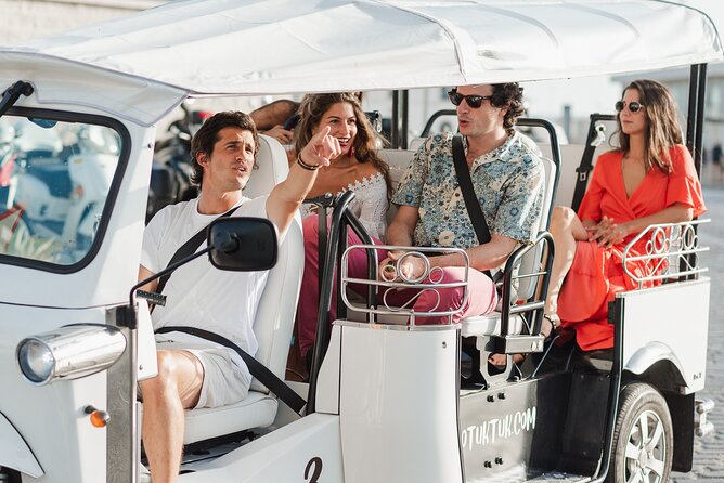 Malaga Welcome Tour with Local Guide in Eco Tuk Tuk Private - Plaza de la Marina: Your “Where Am I?” Moment in Centro
