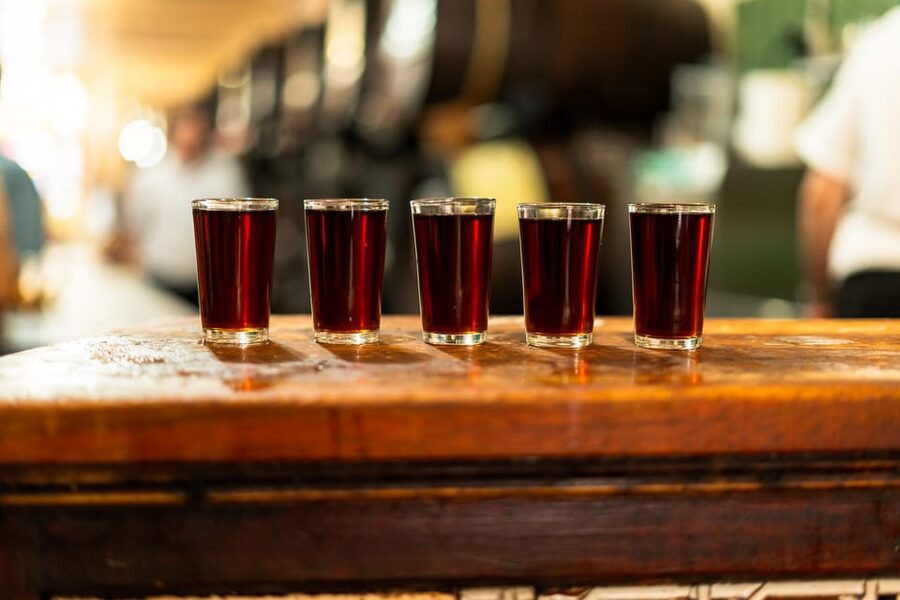 Malaga: Wine and Tapas Tour with Tastings and Drinks - The Wine Canteen Stop: Málaga Sweet Wine and the Real Deal
