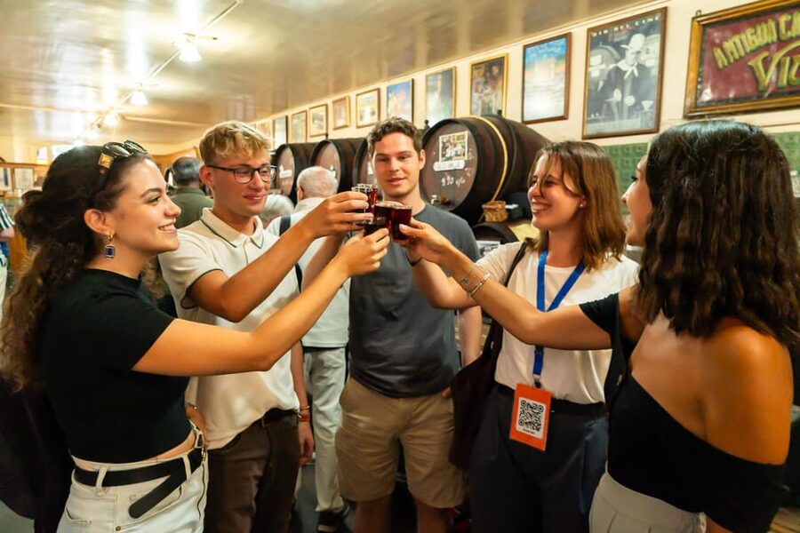 Malaga: Wine and Tapas Tour with Tastings and Drinks - What You’ll Eat: Tapas Count, Ingredients, and Portion Reality