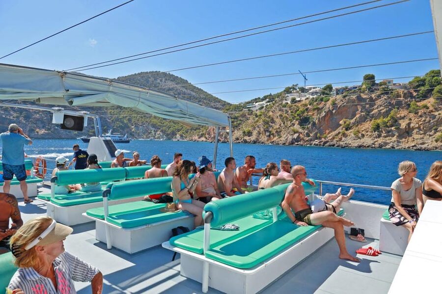 Mallorca: 2-Hour Coastline & Malgrat Islands Catamaran Tour - Who This Tour Suits Best