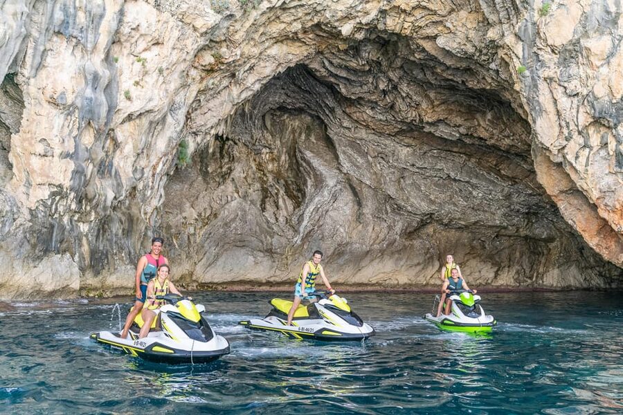 Mallorca Alcudia: Jack Sparrow Cave Jet Ski Tour - Alcudiajets check-in and the 30-minute “get your bearings” phase