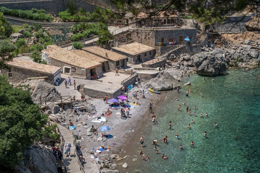 Mallorca: Island Tour with Boat, Tram & Train from the South - Pickup in the south: when your morning starts, and why it affects the day