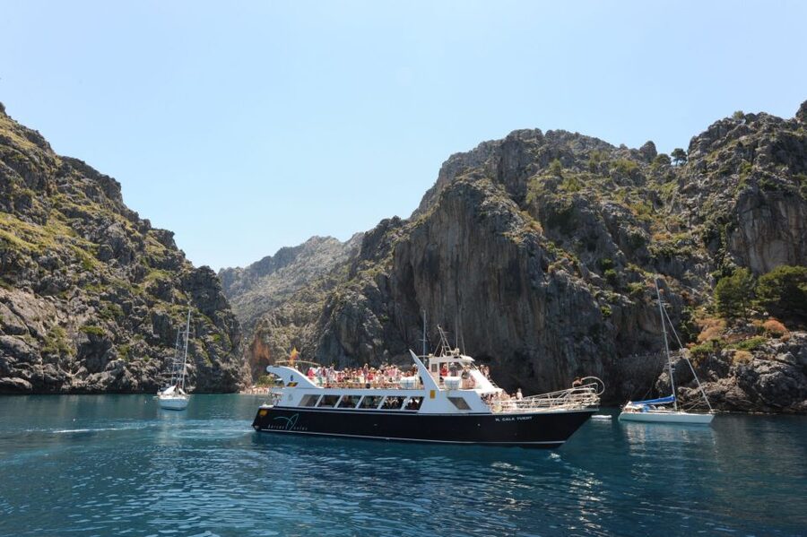 Mallorca: Island Trip by Train, Tramway, and Boat - Ticket Pickup and How to Avoid the Usual Confusion