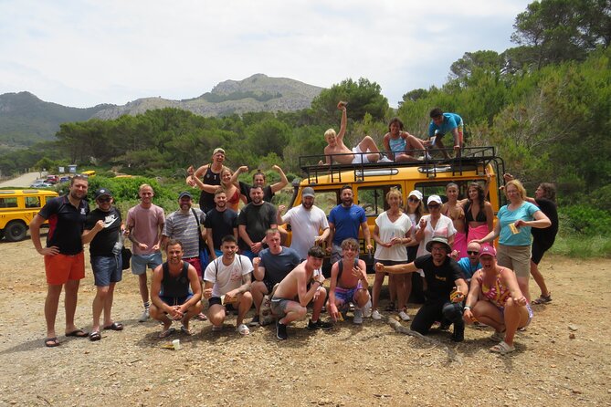 Mallorca: Kayaking, Sea Cave, Cliff Jumping & Snorkel Tour - Snorkeling for treasure in clear Mediterranean water