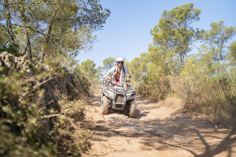 Mallorca: Quad Bike Tour, Snorkeling, and Cliff Jumping - Safety and licensing: the rules you must respect