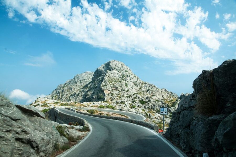 Mallorca: Scenic Full-Day Tour from the North - Tramuntana Cliffs: Why This Coach Section Is More Than Just Transit