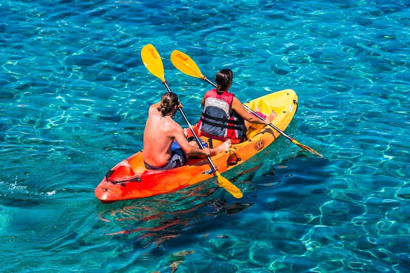 Mallorca: Sea Cave Kayaking Tour with Snorkeling and a Snack - Key highlights at a glance