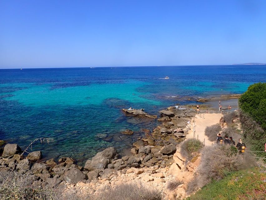 Mallorca: Snorkeling in a Beautiful Nature Reserve - Staying warm and sane during different seasons