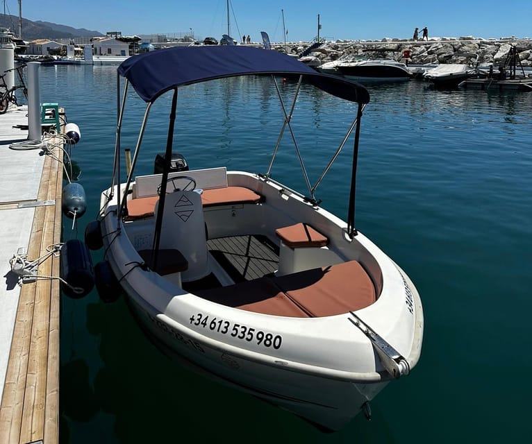 Marbella: Puerto Banús Boat Rental with No License Needed - From meet-up to first splash: what the start feels like