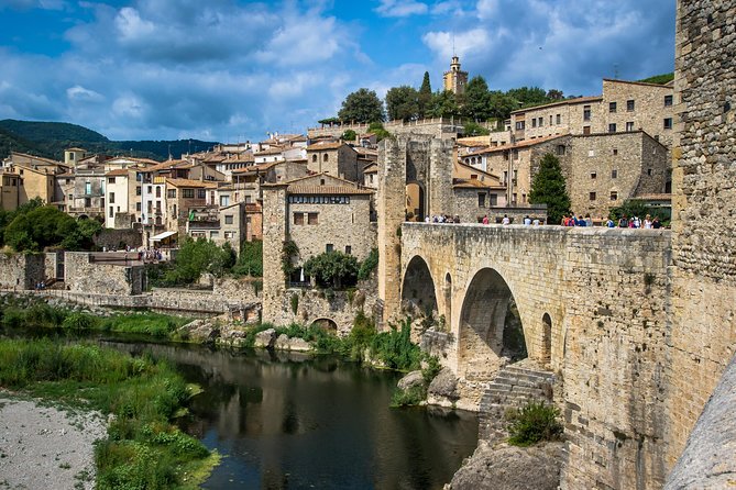 Medieval Three Villages Small Group Day Trip from Barcelona - Tavertet cliffs, preserved houses, and Sant Cristòfol at a slower pace