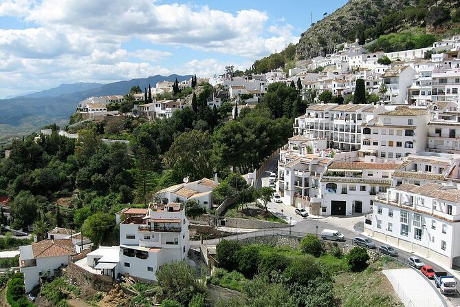 Mijas: Panoramic city tour in an electric Tuk Tuk - Bullring, parish church, old city walls, and botanical gardens