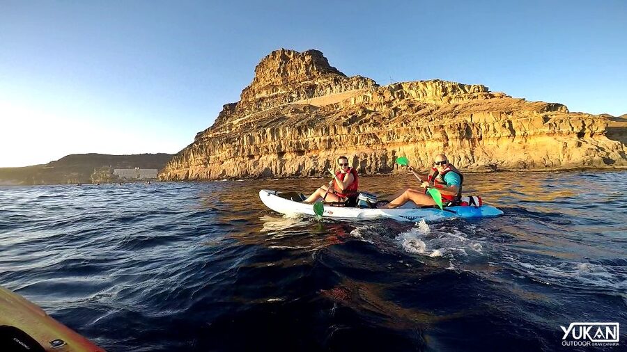 Mogán: Guided Kayak to Caves and Snorkeling Tour - Sea Caves and White Cliffs: The Main Event