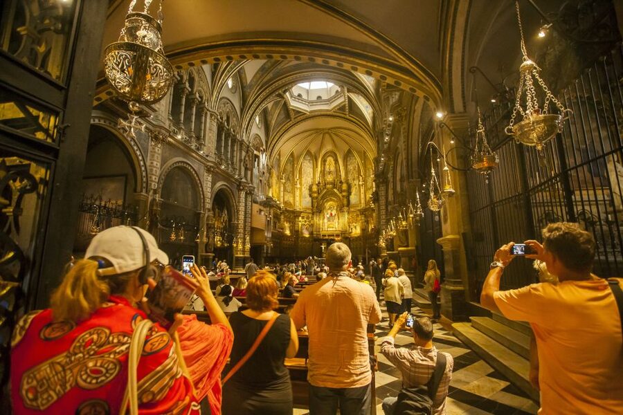 Montserrat Museum and Monastery Entry Ticket - How to get up there from Barcelona without wasting time