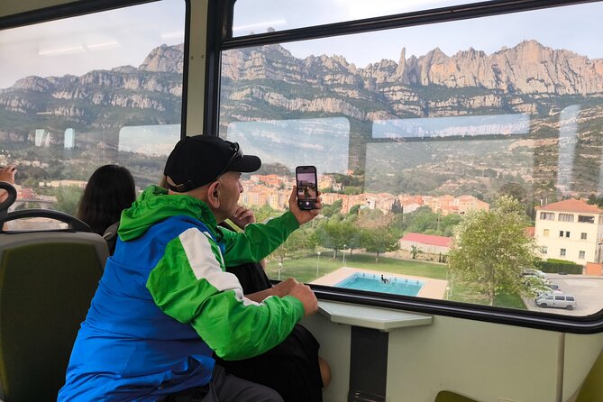 Montserrat Tour by Train with Cable Car and Cogwheel - The 7:20 am start at Plaça Espanya, and why it matters