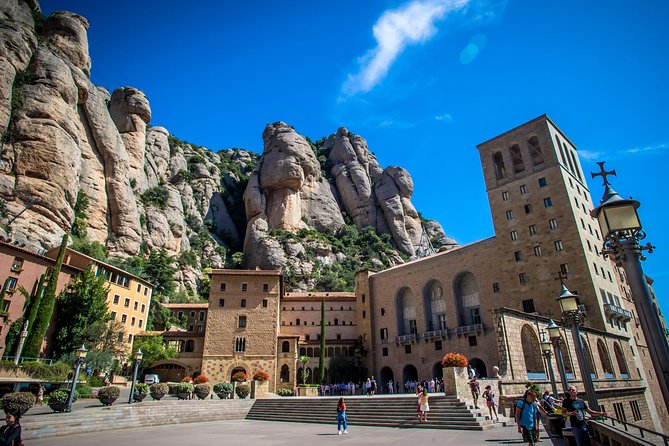 Montserrat & Winery Visit Tour with Traditional Farmhouse Lunch - Montserrat Monastery: 3 hours to choose your own pace