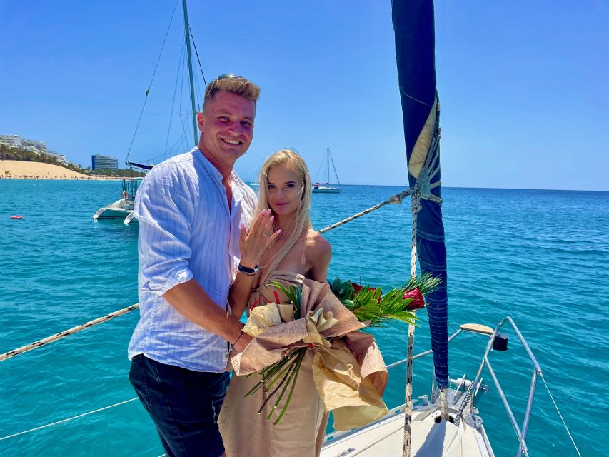 Morro Jable: Sailing Boat Excursion with Food and Drinks - Small-group value: why the crowd level changes everything