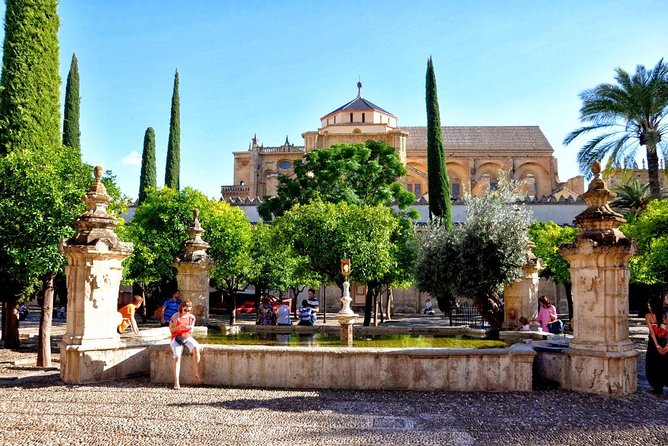 Mosque-Cathedral of Córdoba Guided Tour with Priority Tickets - The Catholic Cathedral Layers: What You Gain and What You Might Question