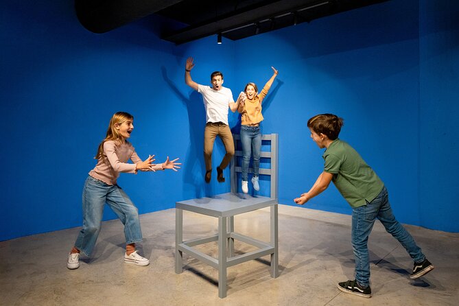 Museum of Illusions Alicante Entrance ticket - Quick hits before you go