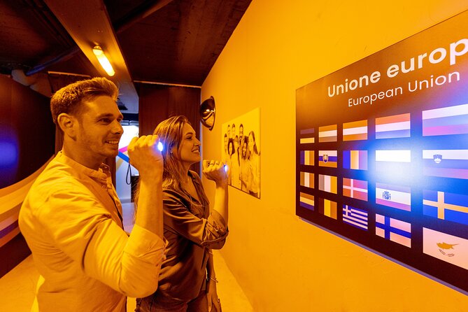 Museum of Illusions Alicante Entrance ticket - The interactive part: how to get the most out of each exhibit
